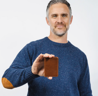 Handcrafted Leather Compact Bifold Wallet - Chocolate