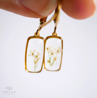 Botanical Tiny Rectangle Huggie Hoops - Queen Anne's Lace