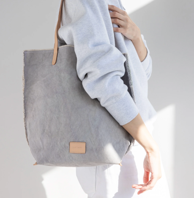 Hana Canvas Tote Bag - Dove / Natural Leather