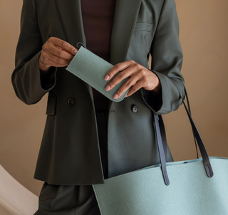 Hana Merino Wool Eyeglass Sleeve - Spruce & Black