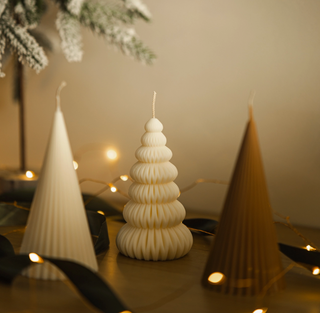 Large Ribbed Christmas Tree Cone - Caramel