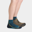 Load image into Gallery viewer, Darn Tough Men's Men's Hiker Quarter Midweight Hiking Sock - Dark Teal 1959