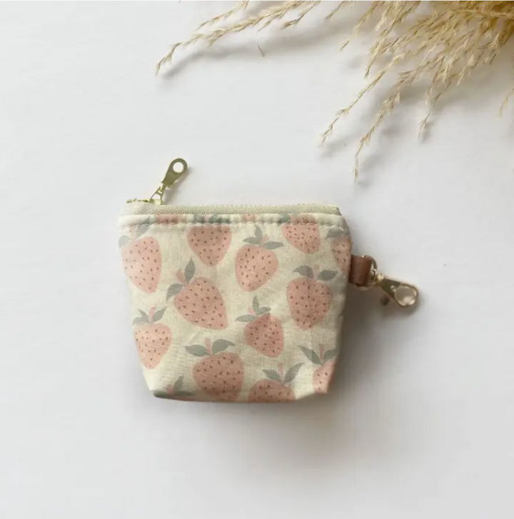Itty Bitty Boxed Bottom Pouch - Pink Strawverry Fruit