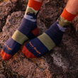 Load image into Gallery viewer, Darn Tough Men's Close Encounters Hiking Sock - Charcoal 5014
