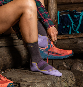 Darn Tough Women's Lightweight Hiker Micro Crew Socks - Taupe 1967