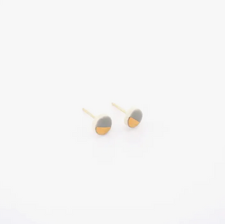 Porcelain Tiny Pebble Stud