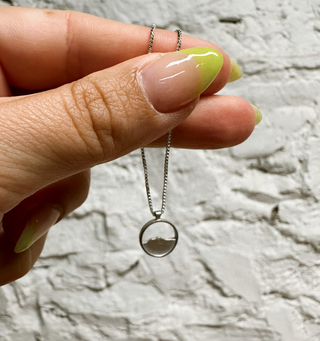 Camel's Hump Mini Pennant Necklace - Sterling Silver