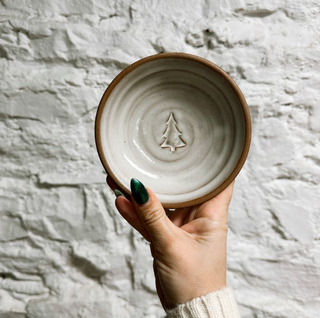 LAURA WHITE POTTERY Large RING DISH - Tree