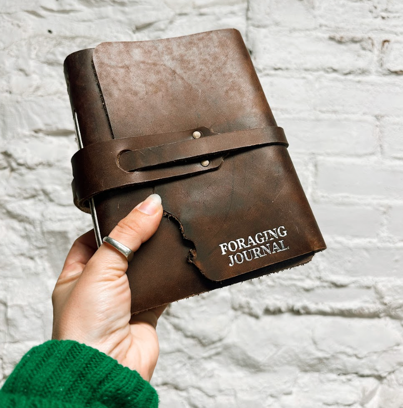 Vermont Made Leather Foraging Journal - Common Deer