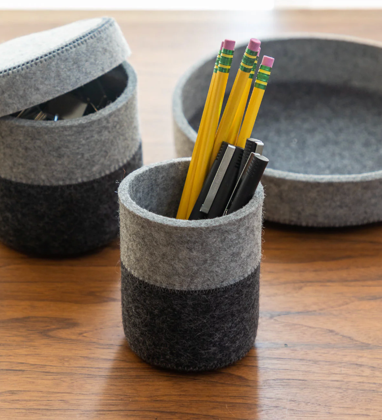 Jaunt Felt Pencil Cup - Granite/Charcoal