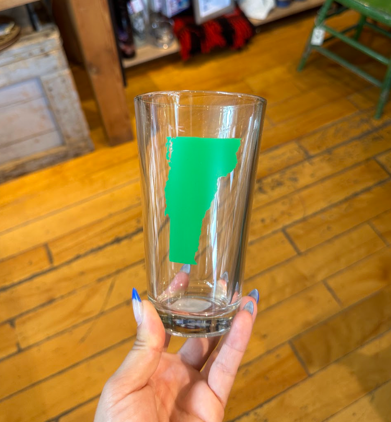 Vermont Pint Glass - Kelly Green