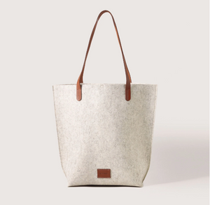 Merino Wool Felt Tote - Heather White / Sienna Leather