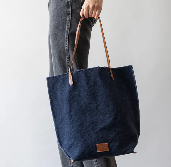 Hana Canvas Tote Bag - Midnight Blue