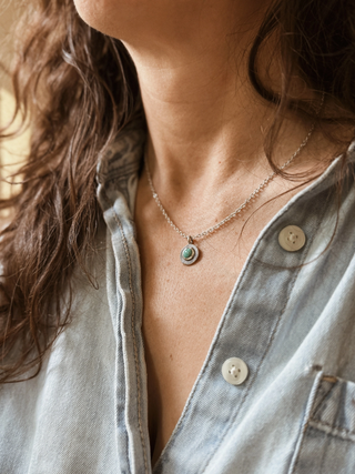 Sunbursrt Pendant Necklace Bronze 24"