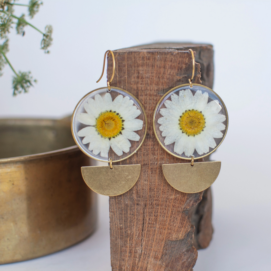 Botanical Phase Earrings - Daisy