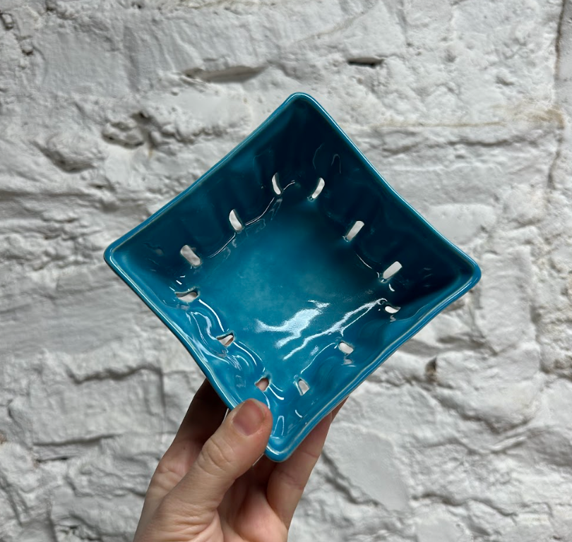 Ceramic Berry Basket - Turquoise
