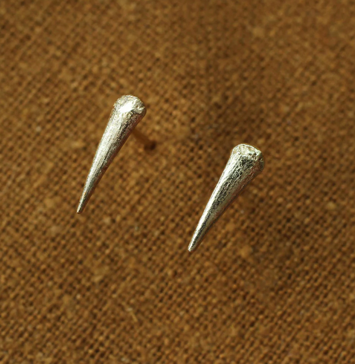 Catbrier Thorn Studs