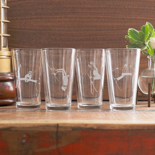 Classic Ski Trick Drinking Glass Pint - Single Assorted Glass