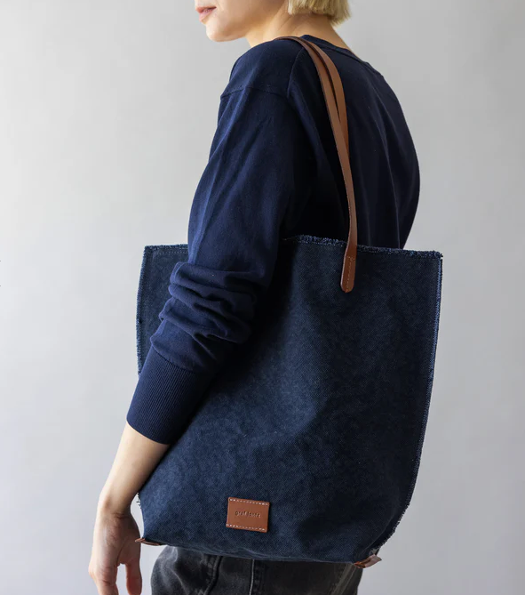 Hana Canvas Tote Bag - Midnight Blue