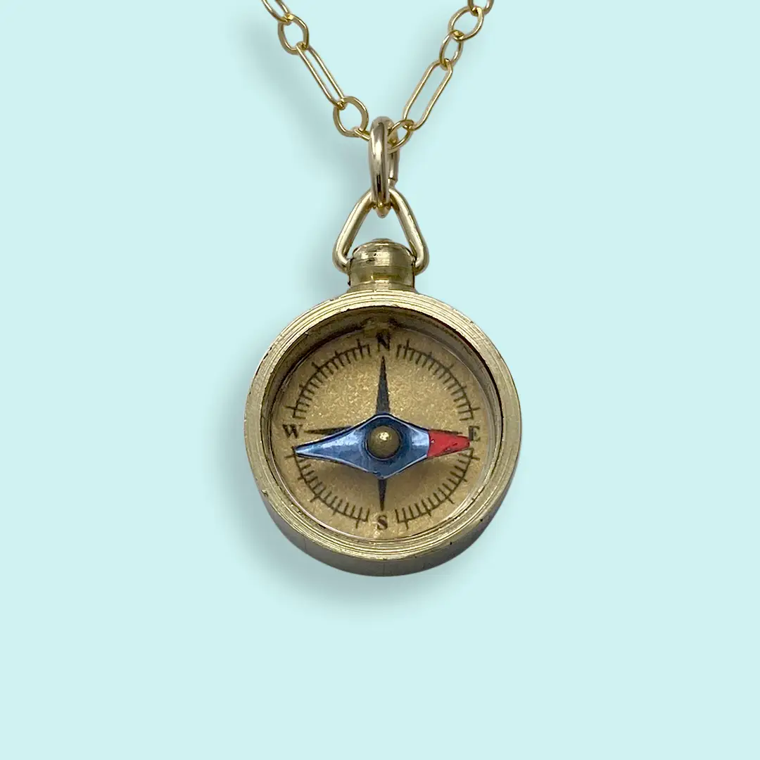 Compass Chain. Amazon Tiny Compass Chain - Common Deer