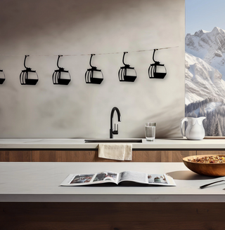 The Gondola Garland - Black