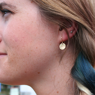 Camel's Hump Dangle Disc Earrings