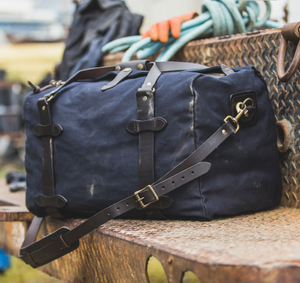 Filson Medium Rugged Twill Duffle Navy Common Deer