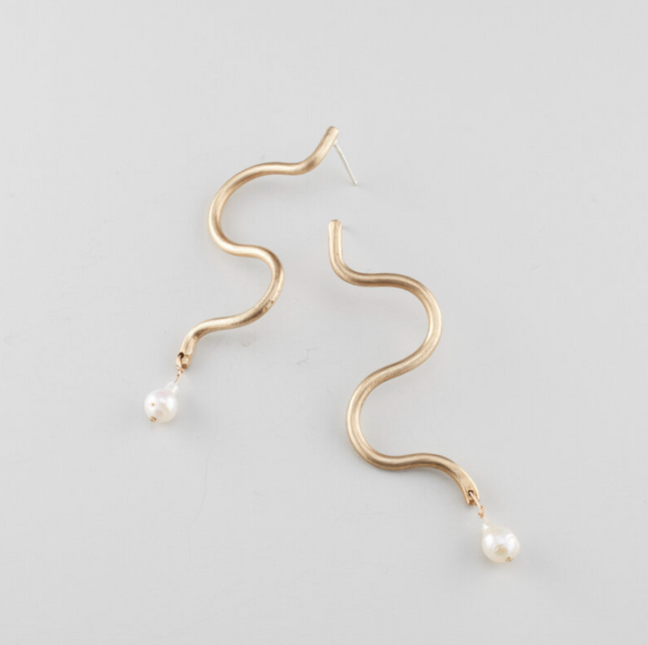 Firstborn Jewelry Orm Pearl Earrings - Brass