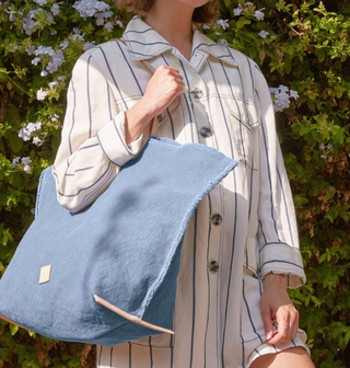HANA BOAT BAG - Horizon Blue CANVAS/NATURAL LEATHER