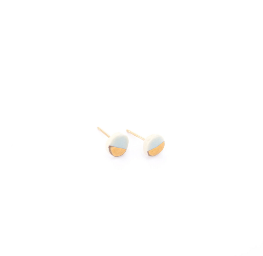 Porcelain Tiny Pebble Stud