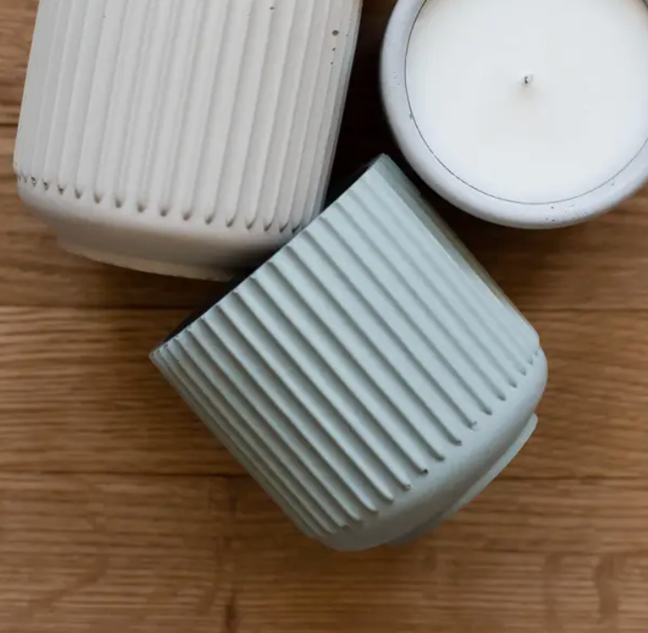 Sage Ridge Concrete Candle - Green Moss &amp; Amber