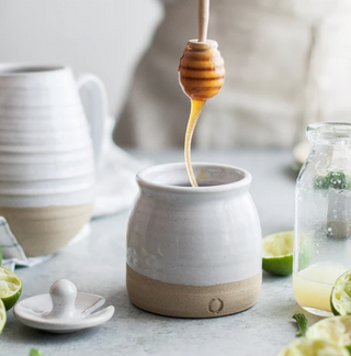 Farmhouse Pottery Beehive Honey Pot with Wooden Dipper