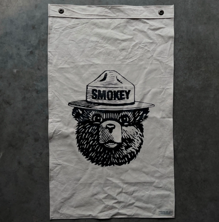 Smokey Natural Flag - 36x22.5
